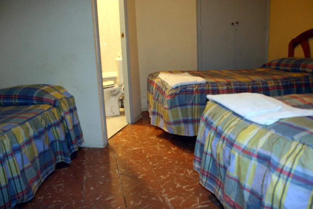 Pension Fonda Suiza Reus