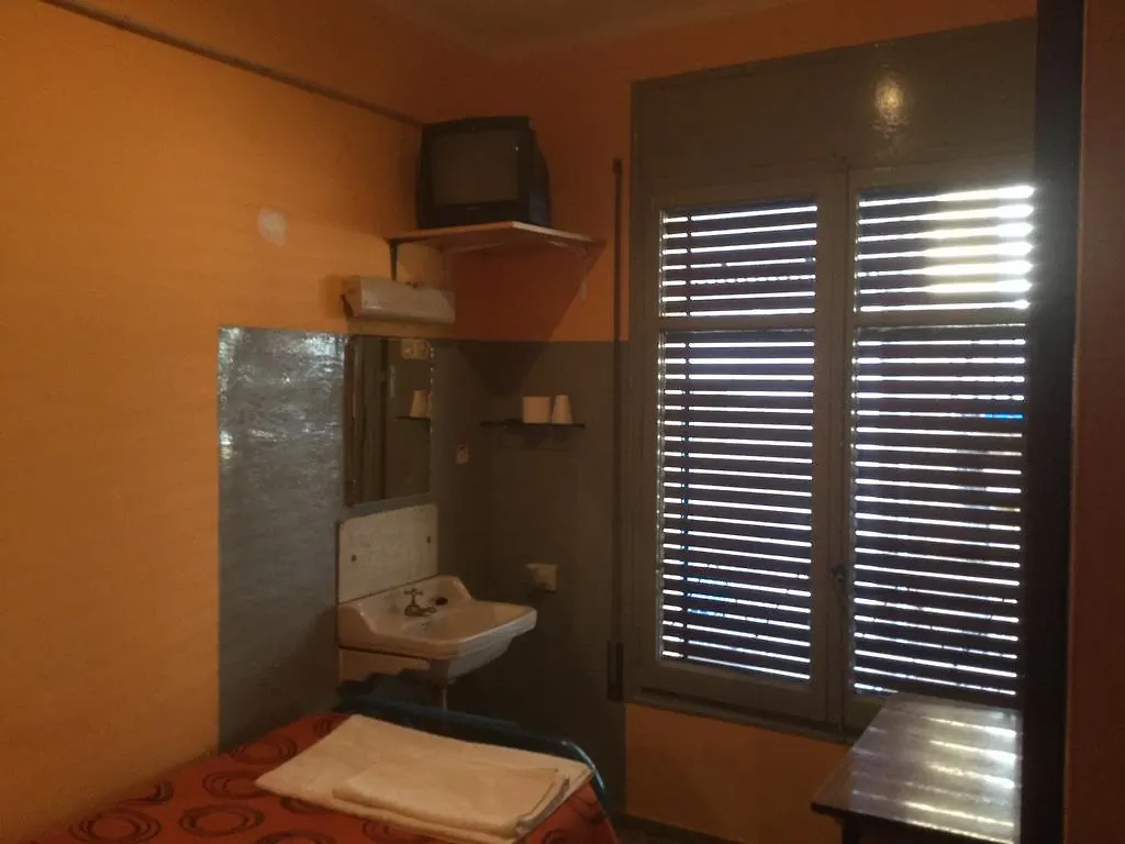 Pension Fonda Suiza Reus