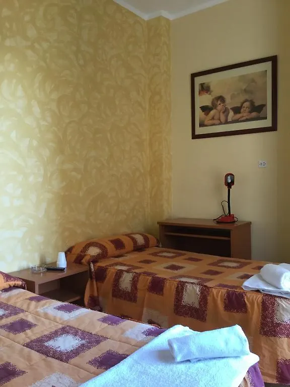 Pension Fonda Suiza Reus
